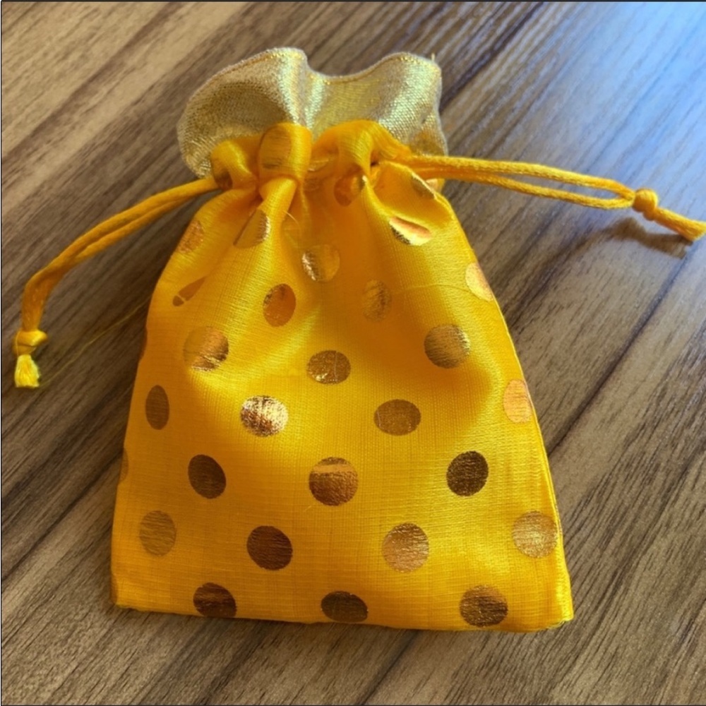 Lot of 10 Bright yellow & gold polka dot gift bags party favors Bollywood bag